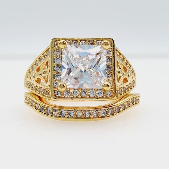 💞 Attractive 18K Gold Plated CZ Wedding Couple Ring, FB16FA1032 - Picture 4 of 4